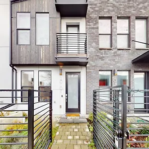 https://luxury-ballard-townhome.seattlehotelsites.com
